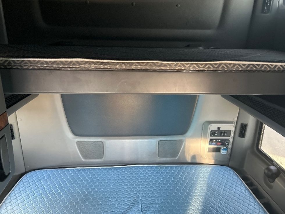 Sleeper Tractor-Heavy Duty Tractors-International-2021-LT625-El Paso-TX-778,266\n\t\tmiles-$ 32,500 - Image 16