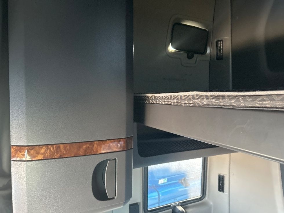 Sleeper Tractor-Heavy Duty Tractors-International-2021-LT625-El Paso-TX-778,266\n\t\tmiles-$ 32,500 - Image 19