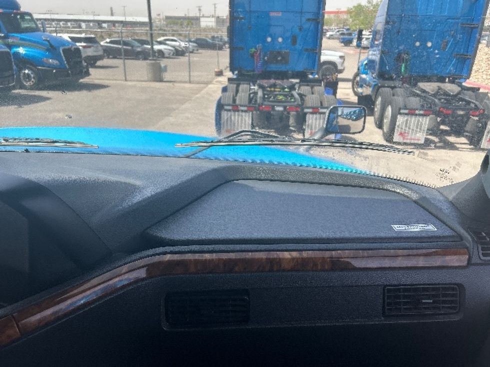 Sleeper Tractor-Heavy Duty Tractors-International-2021-LT625-El Paso-TX-778,626\n\t\tmiles-$ 33,250 - Image 14