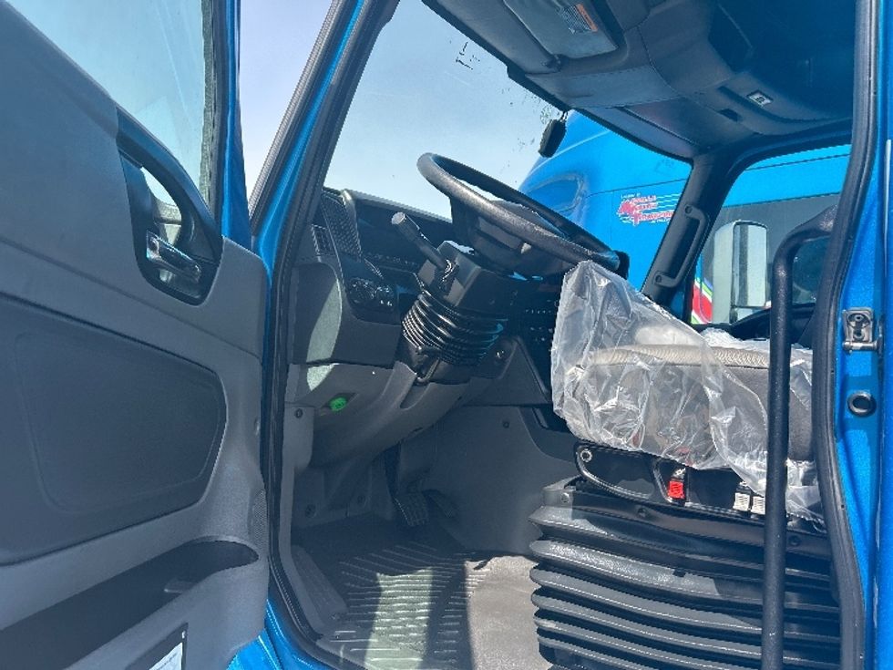 Sleeper Tractor-Heavy Duty Tractors-International-2021-LT625-El Paso-TX-778,626\n\t\tmiles-$ 33,250 - Image 9