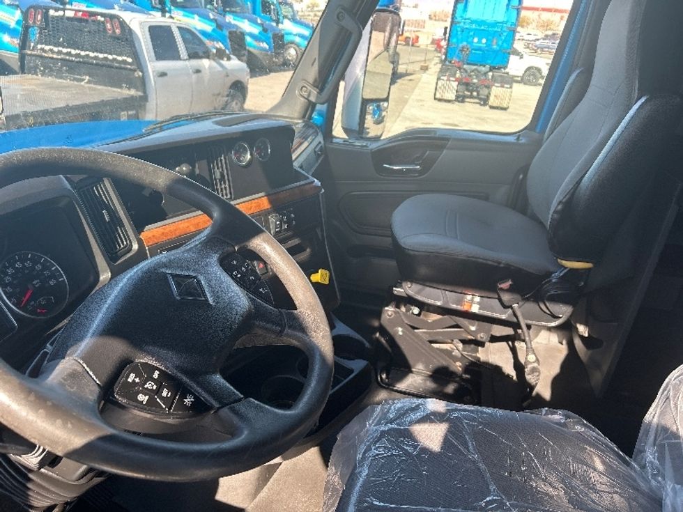 Sleeper Tractor-Heavy Duty Tractors-International-2021-LT625-El Paso-TX-778,730\n\t\tmiles-$ 27,750 - Image 10