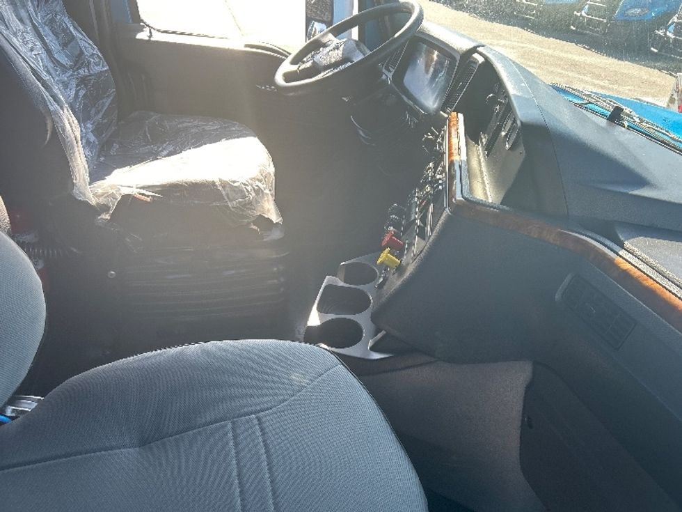 Sleeper Tractor-Heavy Duty Tractors-International-2021-LT625-El Paso-TX-778,730\n\t\tmiles-$ 27,750 - Image 15