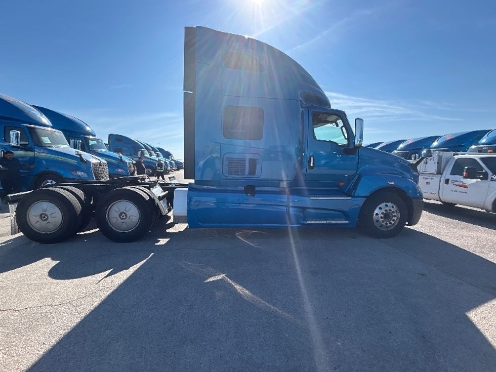 Sleeper Tractor-Heavy Duty Tractors-International-2021-LT625-El Paso-TX-778,730\n\t\tmiles-$ 27,750 - Image 8