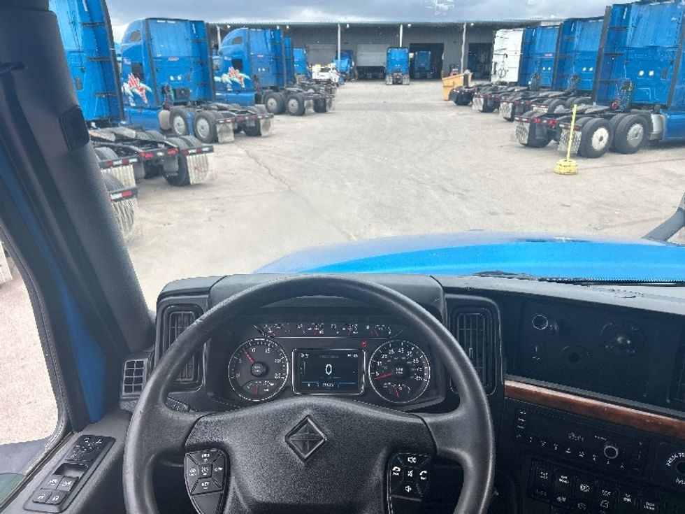 Sleeper Tractor-Heavy Duty Tractors-International-2021-LT625-El Paso-TX-779,376\n\t\tmiles-$ 31,250 - Image 11