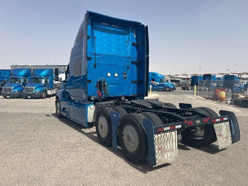 Sleeper Tractor-Heavy Duty Tractors-International-2021-LT625-El Paso-TX-779,920\n\t\tmiles-$ 27,750 - Image 5