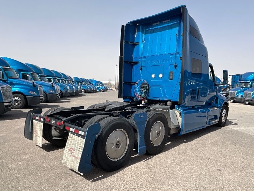 Sleeper Tractor-Heavy Duty Tractors-International-2021-LT625-El Paso-TX-779,920\n\t\tmiles-$ 27,750 - Image 7