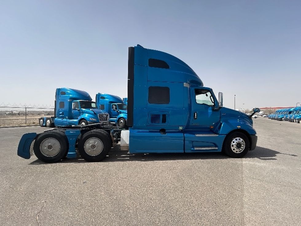 Sleeper Tractor-Heavy Duty Tractors-International-2021-LT625-El Paso-TX-779,920\n\t\tmiles-$ 27,750 - Image 8