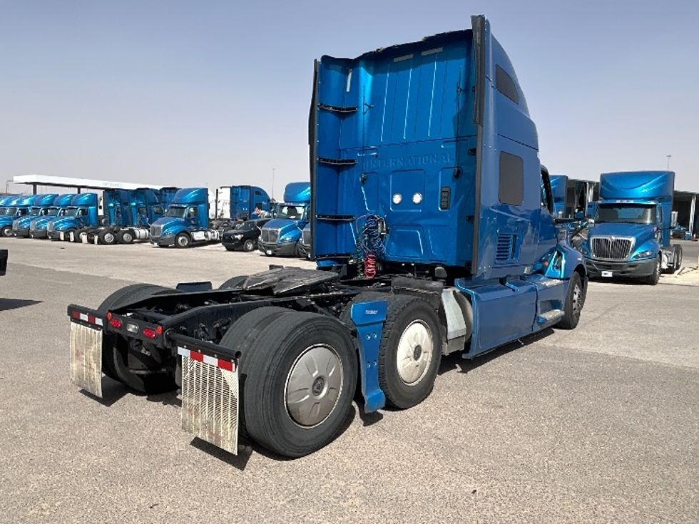 Sleeper Tractor-Heavy Duty Tractors-International-2021-LT625-El Paso-TX-780,048\n\t\tmiles-$ 27,750 - Image 7