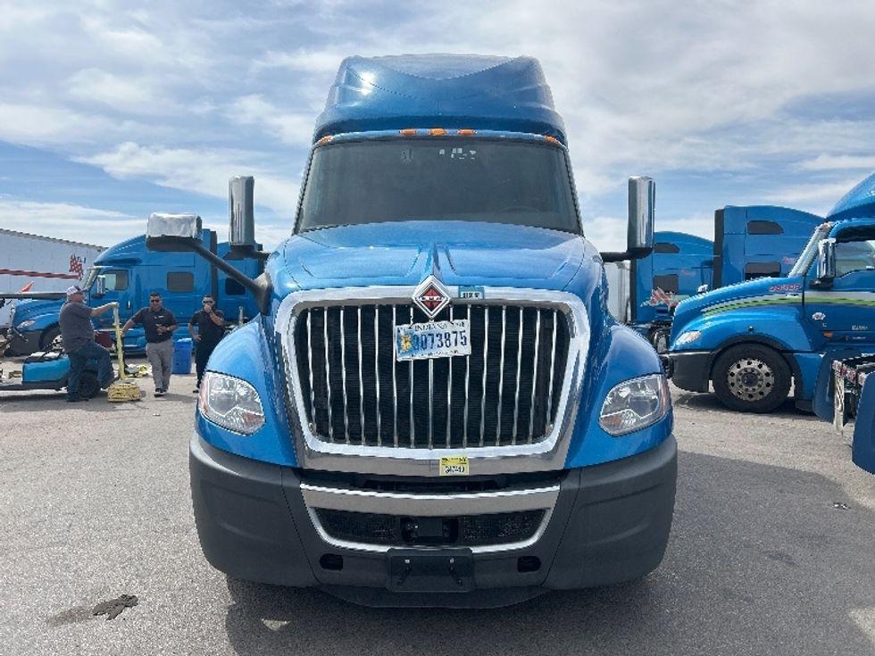 Sleeper Tractor-Heavy Duty Tractors-International-2021-LT625-El Paso-TX-780,162\n\t\tmiles-$ 33,500 - Image 2