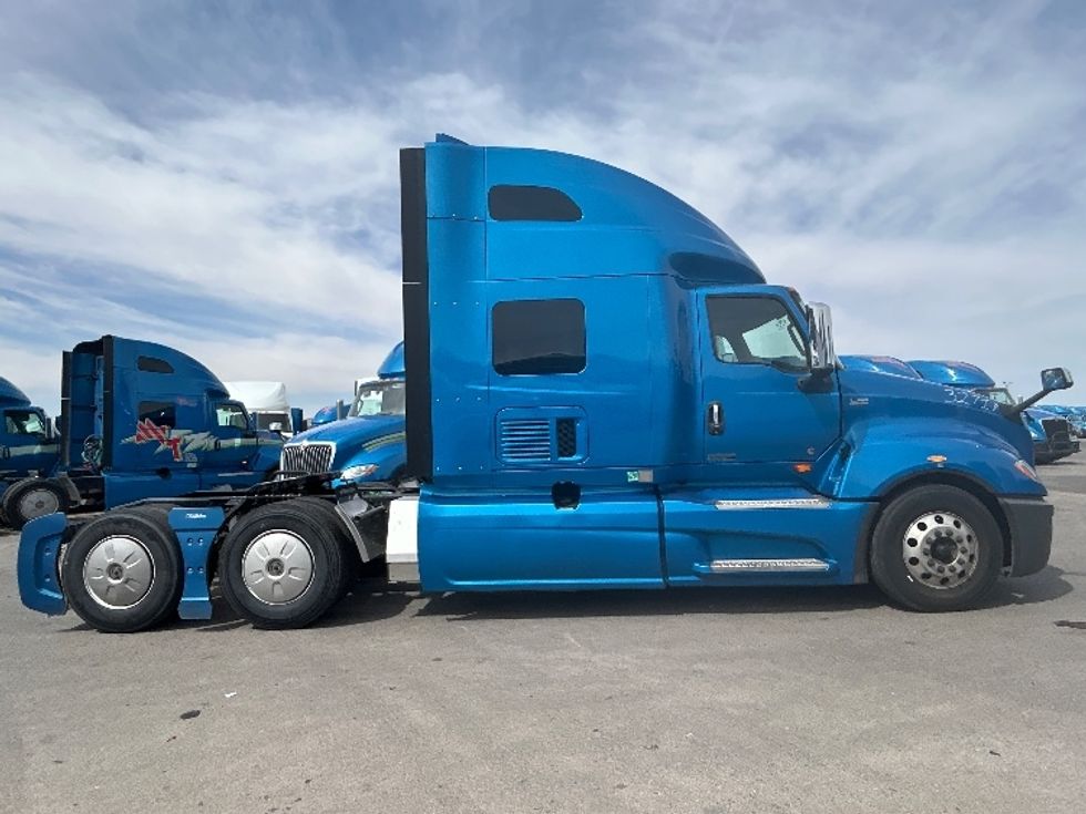 Sleeper Tractor-Heavy Duty Tractors-International-2021-LT625-El Paso-TX-780,162\n\t\tmiles-$ 33,500 - Image 8