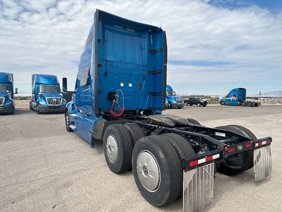Sleeper Tractor-Heavy Duty Tractors-International-2021-LT625-El Paso-TX-780,179\n\t\tmiles-$ 30,750 - Image 5