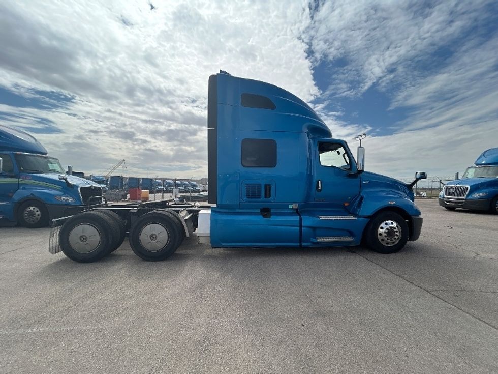 Sleeper Tractor-Heavy Duty Tractors-International-2021-LT625-El Paso-TX-780,179\n\t\tmiles-$ 30,750 - Image 8
