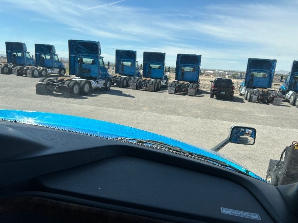 Sleeper Tractor-Heavy Duty Tractors-International-2021-LT625-El Paso-TX-780,679\n\t\tmiles-$ 28,000 - Image 14