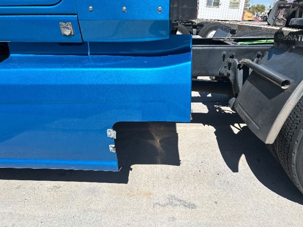 Sleeper Tractor-Heavy Duty Tractors-International-2021-LT625-El Paso-TX-780,679\n\t\tmiles-$ 28,000 - Image 22