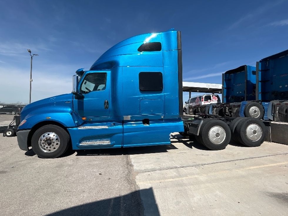 Sleeper Tractor-Heavy Duty Tractors-International-2021-LT625-El Paso-TX-780,679\n\t\tmiles-$ 28,000 - Image 4