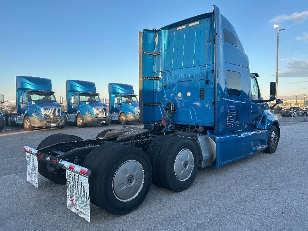 Sleeper Tractor-Heavy Duty Tractors-International-2021-LT625-El Paso-TX-781,507\n\t\tmiles-$ 27,250 - Image 7