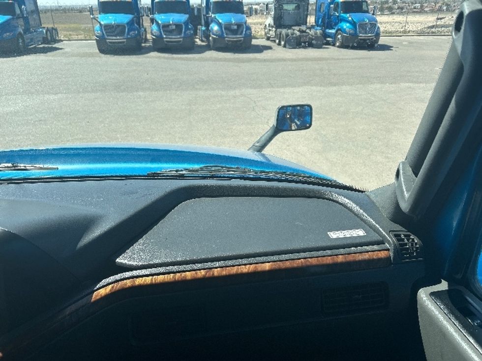 Sleeper Tractor-Heavy Duty Tractors-International-2021-LT625-El Paso-TX-782,470\n\t\tmiles-$ 27,750 - Image 14