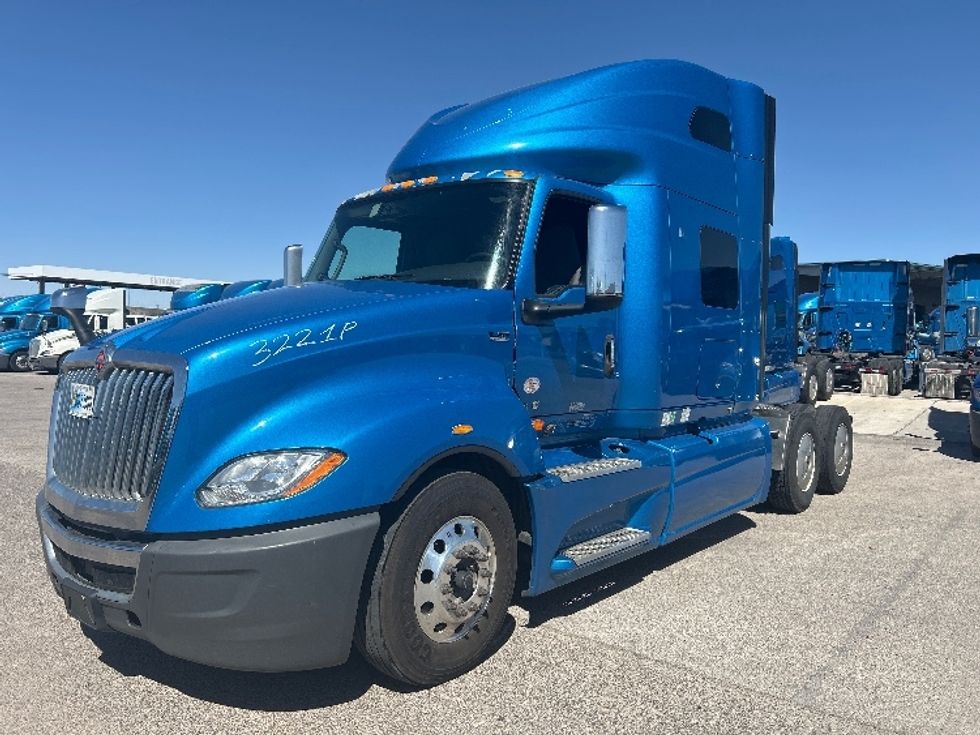 Sleeper Tractor-Heavy Duty Tractors-International-2021-LT625-El Paso-TX-782,470\n\t\tmiles-$ 27,750 - Image 3