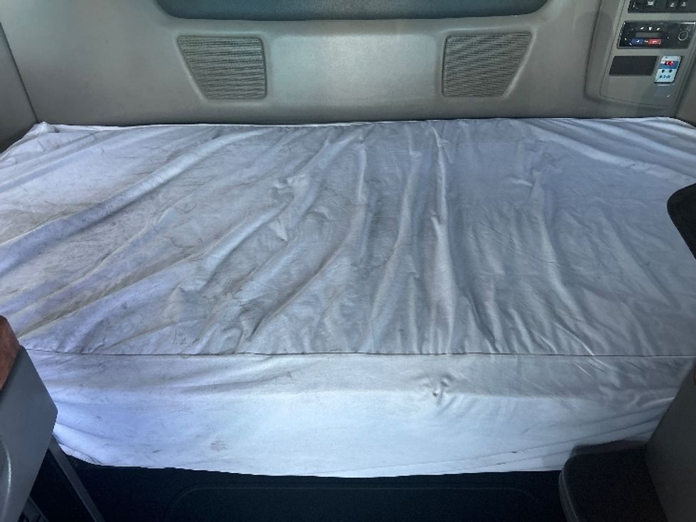 Sleeper Tractor-Heavy Duty Tractors-International-2021-LT625-El Paso-TX-782,717\n\t\tmiles-$ 27,250 - Image 17