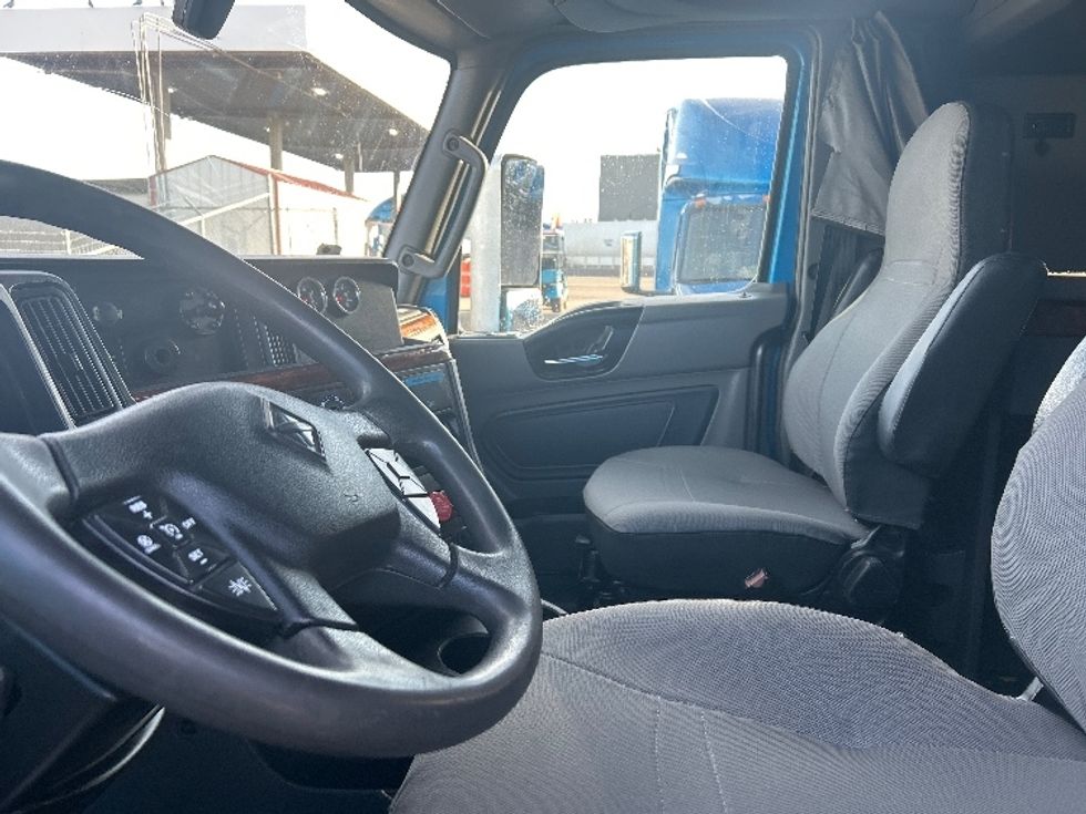 Sleeper Tractor-Heavy Duty Tractors-International-2021-LT625-El Paso-TX-782,870\n\t\tmiles-$ 32,500 - Image 10