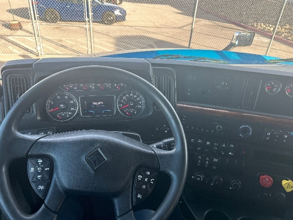 Sleeper Tractor-Heavy Duty Tractors-International-2021-LT625-El Paso-TX-782,870\n\t\tmiles-$ 32,500 - Image 11
