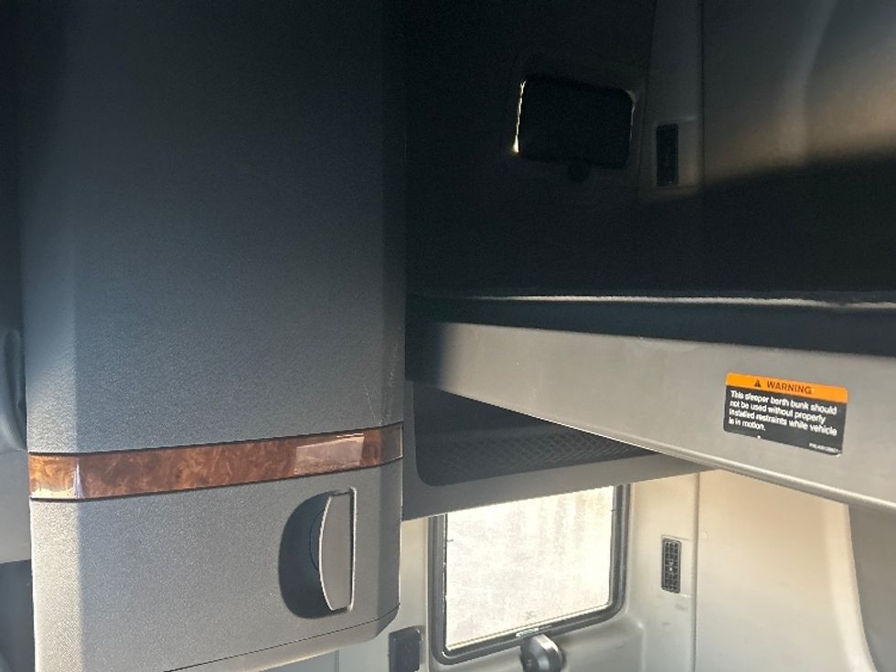 Sleeper Tractor-Heavy Duty Tractors-International-2021-LT625-El Paso-TX-782,870\n\t\tmiles-$ 32,500 - Image 19