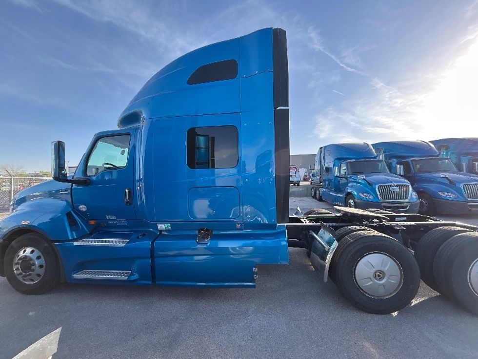 Sleeper Tractor-Heavy Duty Tractors-International-2021-LT625-El Paso-TX-782,870\n\t\tmiles-$ 32,500 - Image 4