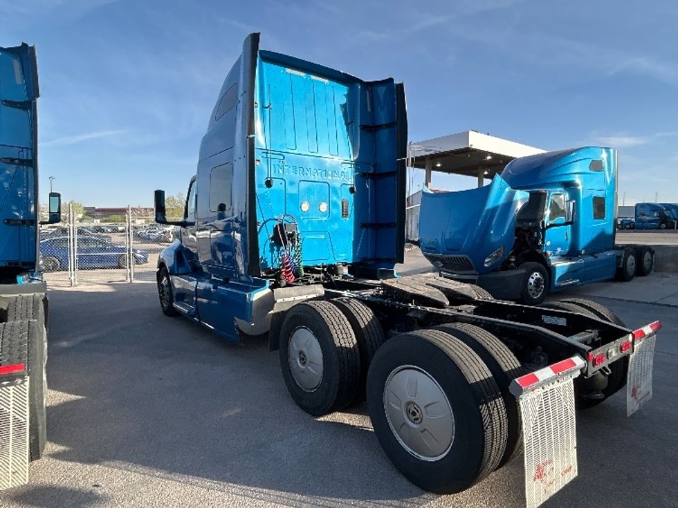 Sleeper Tractor-Heavy Duty Tractors-International-2021-LT625-El Paso-TX-782,870\n\t\tmiles-$ 32,500 - Image 5