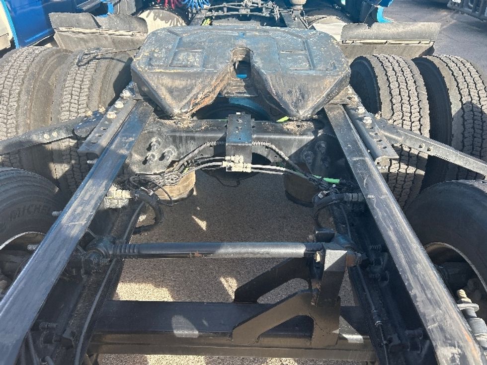 Sleeper Tractor-Heavy Duty Tractors-International-2021-LT625-El Paso-TX-783,560\n\t\tmiles-$ 32,500 - Image 6