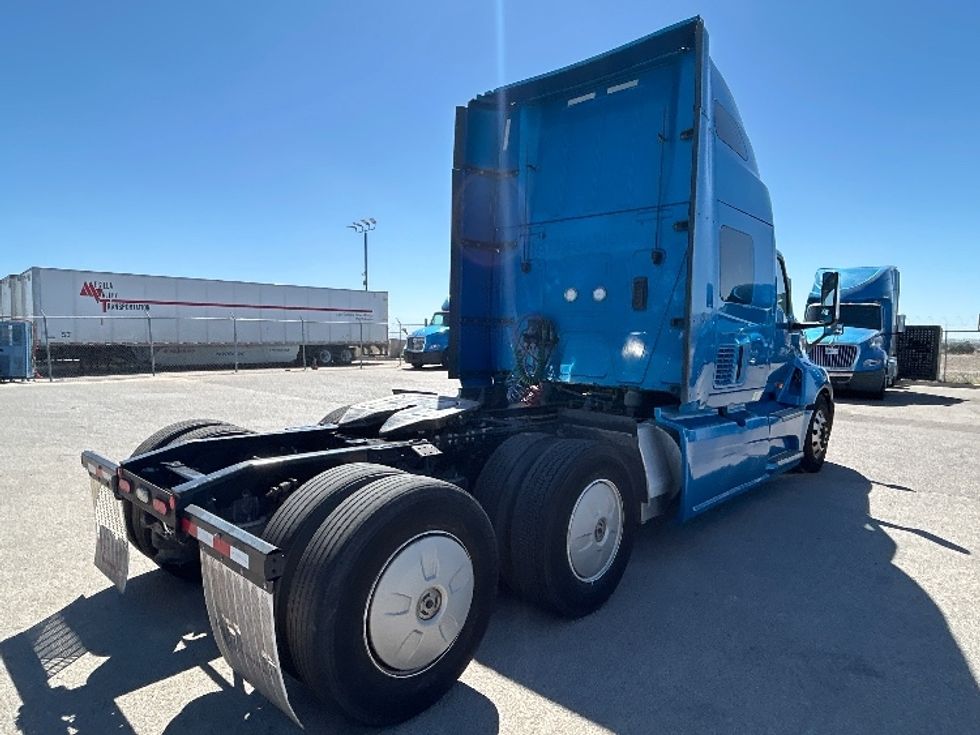 Sleeper Tractor-Heavy Duty Tractors-International-2021-LT625-El Paso-TX-784,272\n\t\tmiles-$ 27,750 - Image 7