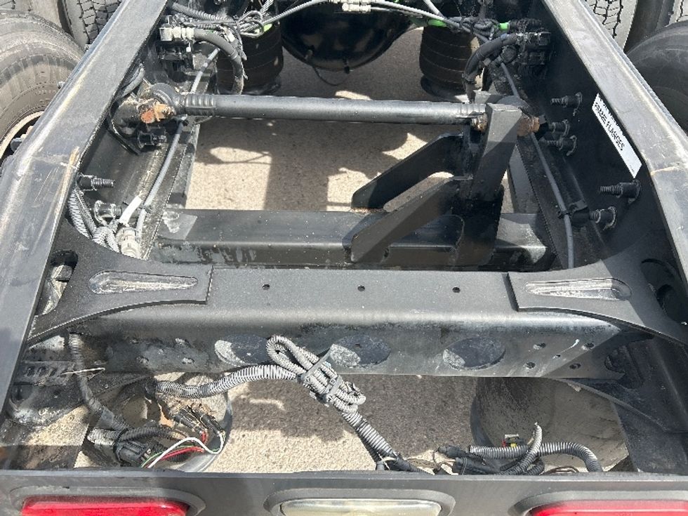 Sleeper Tractor-Heavy Duty Tractors-International-2021-LT625-El Paso-TX-784,322\n\t\tmiles-$ 28,250 - Image 6