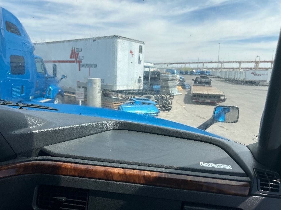 Sleeper Tractor-Heavy Duty Tractors-International-2021-LT625-El Paso-TX-784,647\n\t\tmiles-$ 33,500 - Image 14