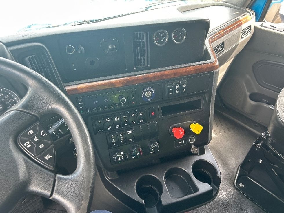 Sleeper Tractor-Heavy Duty Tractors-International-2021-LT625-El Paso-TX-785,028\n\t\tmiles-$ 33,500 - Image 10