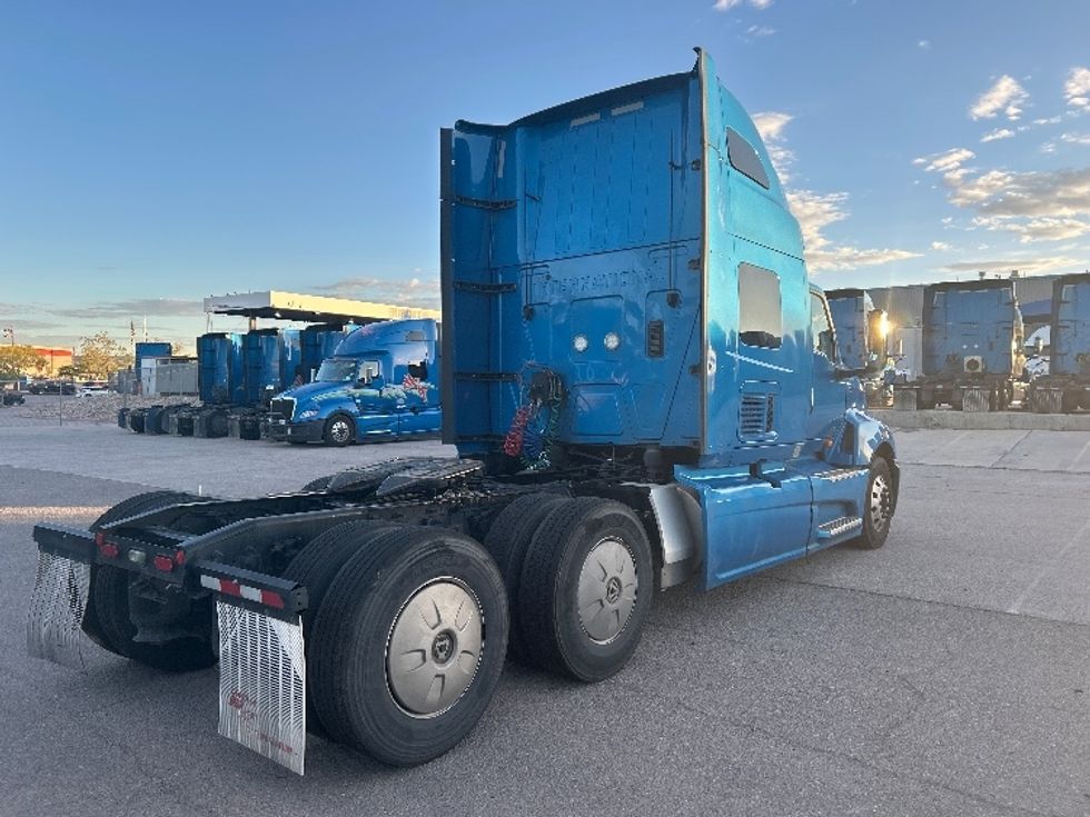 Sleeper Tractor-Heavy Duty Tractors-International-2021-LT625-El Paso-TX-785,240\n\t\tmiles-$ 30,750 - Image 7