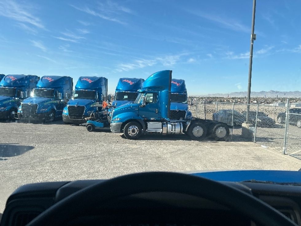 Sleeper Tractor-Heavy Duty Tractors-International-2021-LT625-El Paso-TX-786,304\n\t\tmiles-$ 27,750 - Image 11