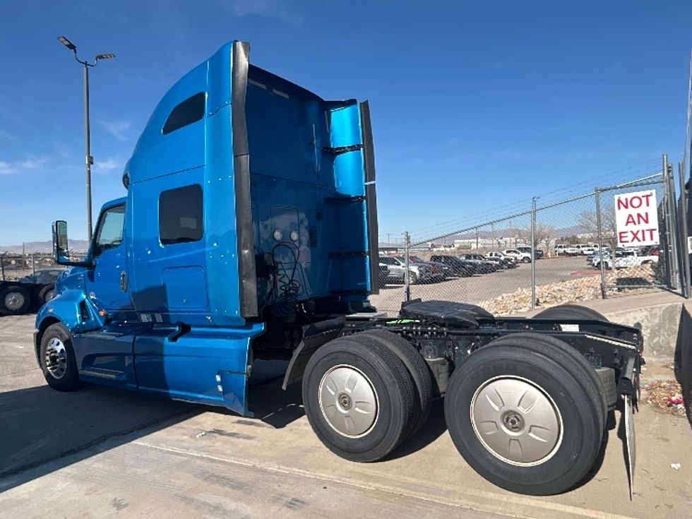 Sleeper Tractor-Heavy Duty Tractors-International-2021-LT625-El Paso-TX-786,304\n\t\tmiles-$ 27,750 - Image 5