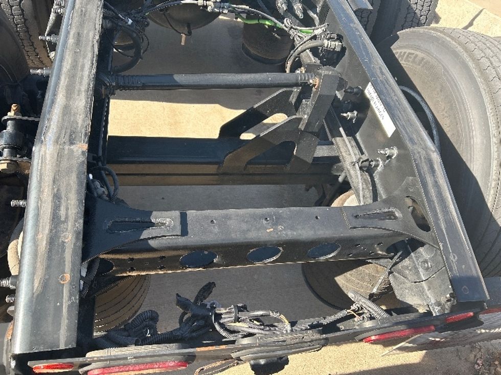 Sleeper Tractor-Heavy Duty Tractors-International-2021-LT625-El Paso-TX-786,304\n\t\tmiles-$ 27,750 - Image 6