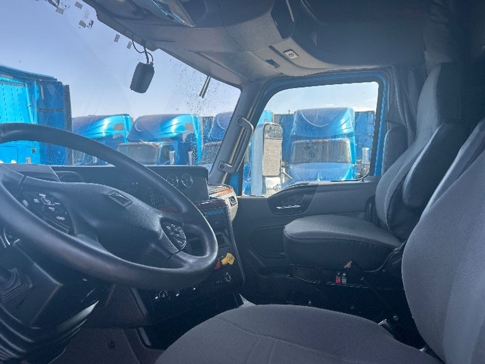 Sleeper Tractor-Heavy Duty Tractors-International-2021-LT625-El Paso-TX-788,073\n\t\tmiles-$ 32,500 - Image 10