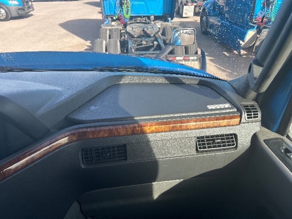 Sleeper Tractor-Heavy Duty Tractors-International-2021-LT625-El Paso-TX-788,073\n\t\tmiles-$ 32,500 - Image 14