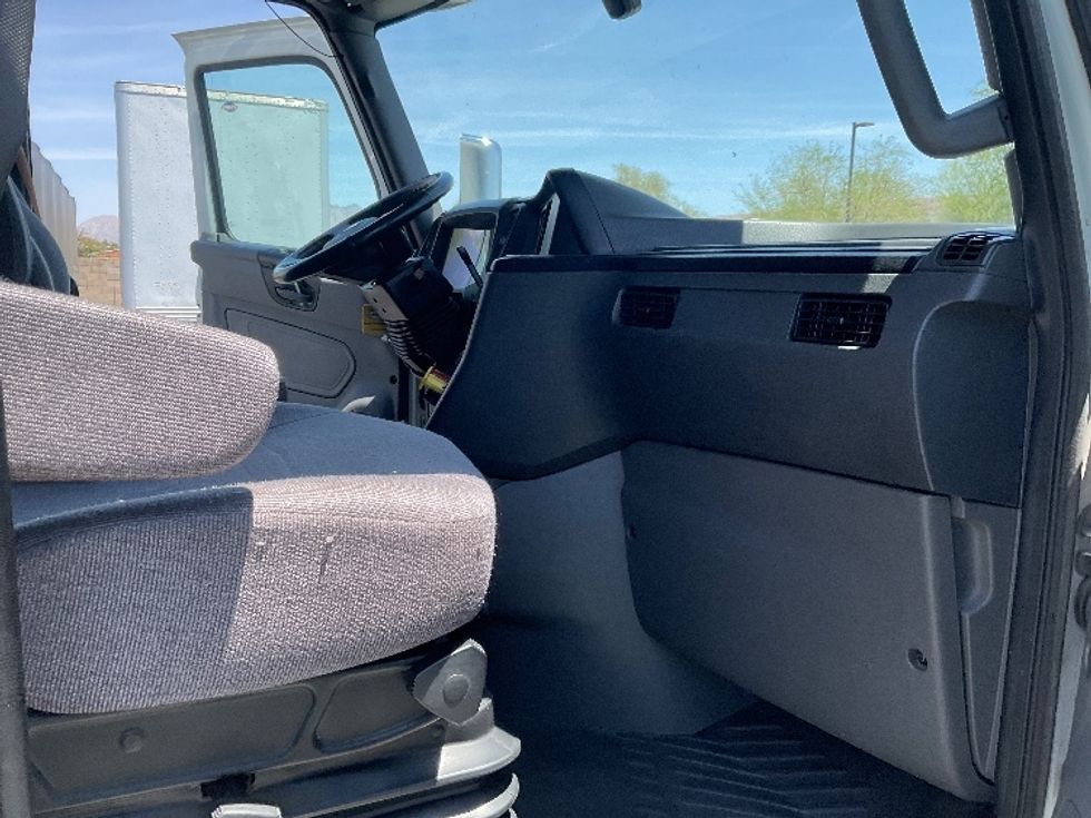 Sleeper Tractor-Heavy Duty Tractors-International-2021-LT625-Flagstaff-AZ-404,189\n\t\tmiles-$ 64,000 - Image 15