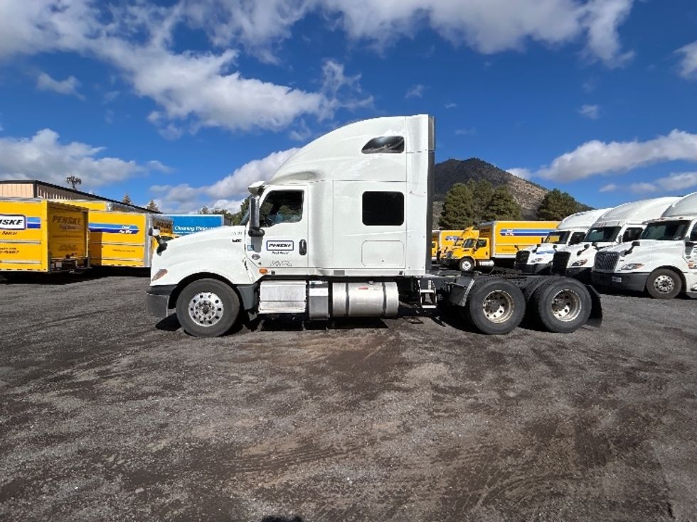 Sleeper Tractor-Heavy Duty Tractors-International-2021-LT625-Flagstaff-AZ-404,189\n\t\tmiles-$ 64,000 - Image 4
