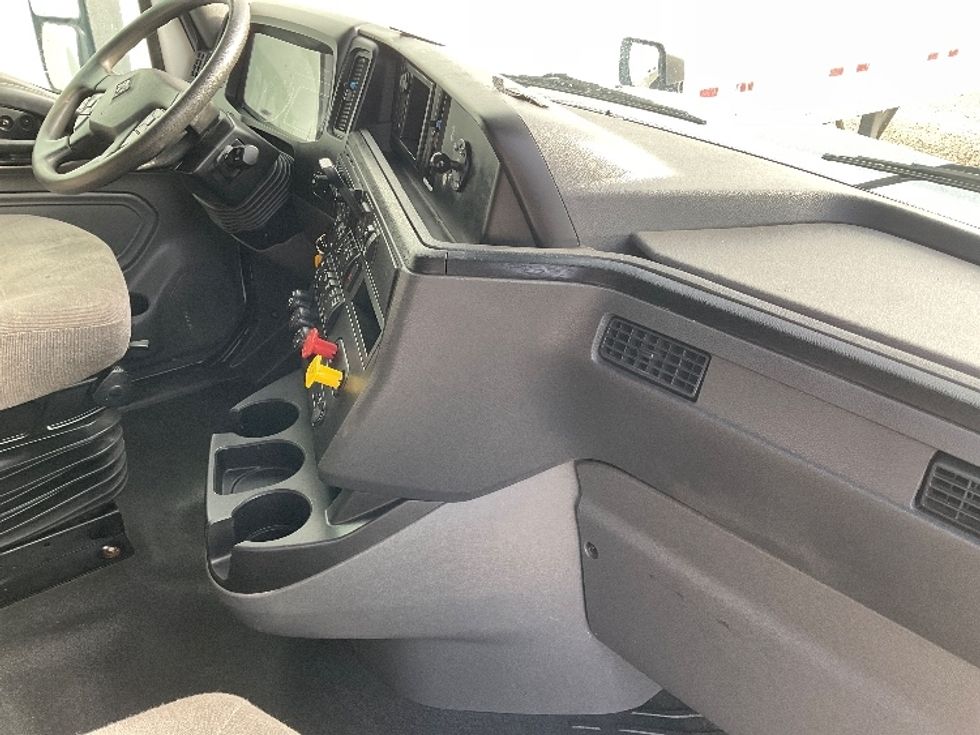 Sleeper Tractor-Heavy Duty Tractors-International-2021-LT625-Fort Smith-AR-318,125\n\t\tmiles-$ 42,750 - Image 15