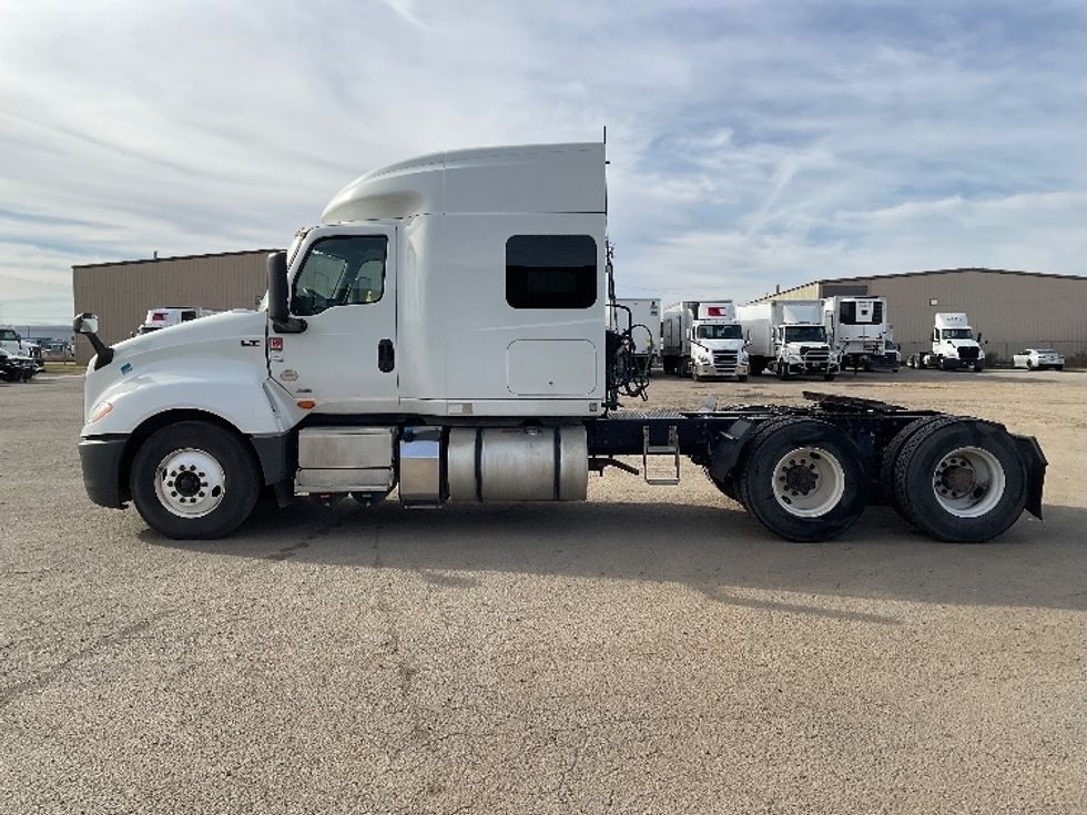 Sleeper Tractor-Heavy Duty Tractors-International-2021-LT625-Fort Smith-AR-334,195\n\t\tmiles-$ 34,500 - Image 4