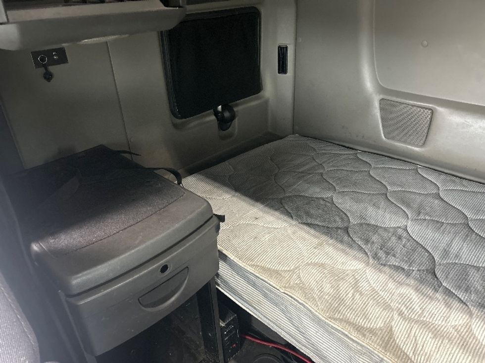 Sleeper Tractor-Heavy Duty Tractors-International-2021-LT625-Greeley-CO-376,887\n\t\tmiles-$ 67,750 - Image 18