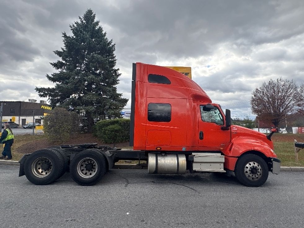 Sleeper Tractor-Heavy Duty Tractors-International-2021-LT625-Hagerstown-MD-432,763\n\t\tmiles-$ 14,000 - Image 7