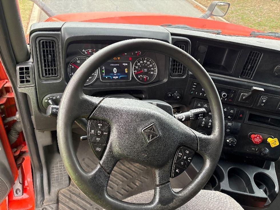 Sleeper Tractor-Heavy Duty Tractors-International-2021-LT625-Hagerstown-MD-432,763\n\t\tmiles-$ 14,000 - Image 9