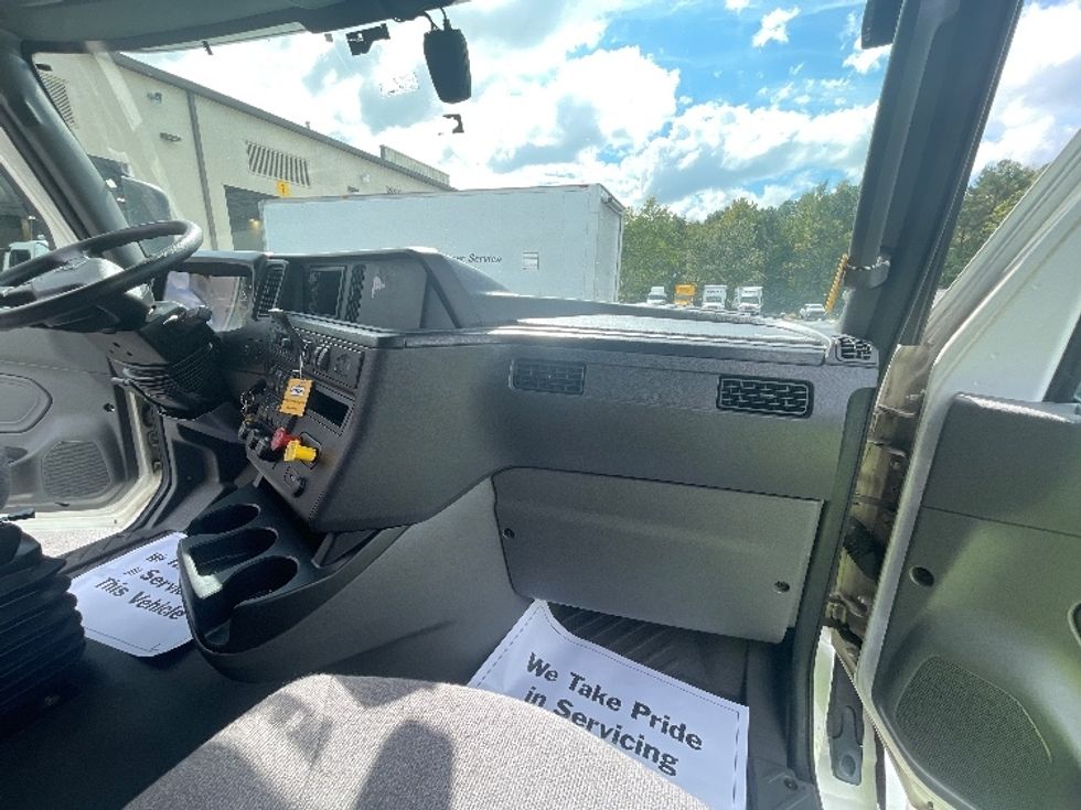 Sleeper Tractor-Heavy Duty Tractors-International-2021-LT625-Kennesaw-GA-260,959\n\t\tmiles-$ 67,000 - Image 14