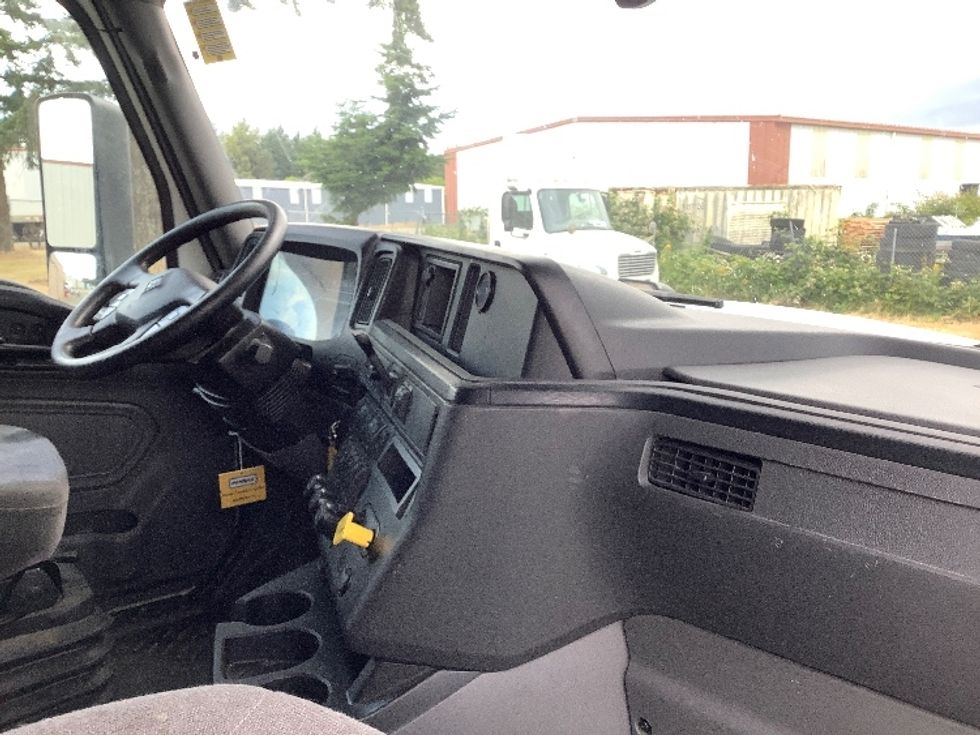 Sleeper Tractor-Heavy Duty Tractors-International-2021-LT625-Lacey-WA-544,281\n\t\tmiles-$ 57,500 - Image 15