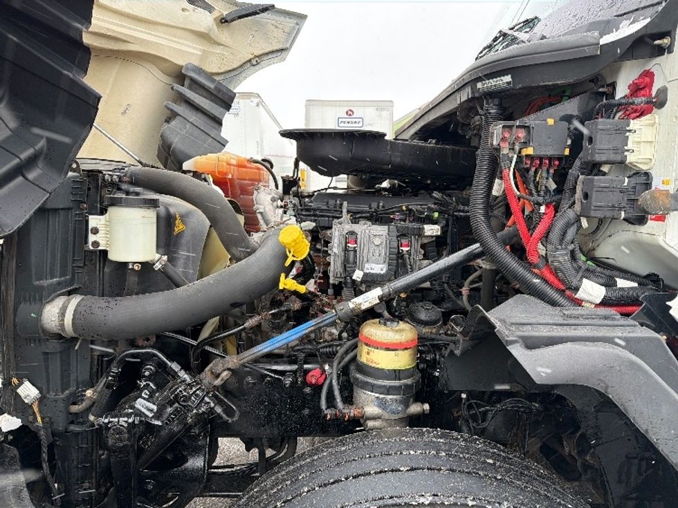 Sleeper Tractor-Heavy Duty Tractors-International-2021-LT625-Lansing-MI-522,054\n\t\tmiles-$ 27,750 - Image 20