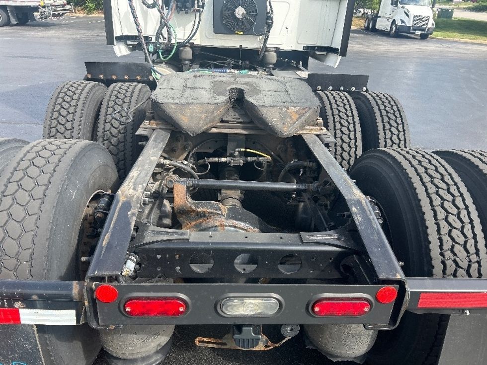 Sleeper Tractor-Heavy Duty Tractors-International-2021-LT625-Louisville-KY-392,158\n\t\tmiles-$ 52,000 - Image 6